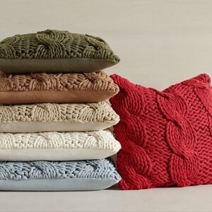 Pottery Barn Colossal Handknit Pillow